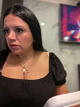 Milff parkerrr online show from 06/05/26, 11:54