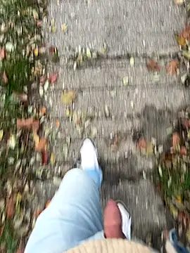 Tomkitomkii online show from 11/06/25, 02:54