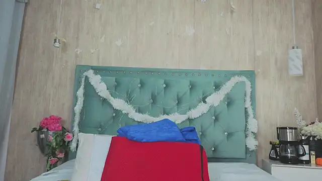 Marcelaa fox online show from 12/18/25, 07:46