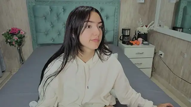 Marcelaa fox online show from 04/15/26, 08:53