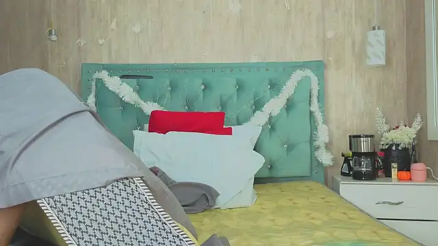 Marcelaa fox online show from 12/19/25, 10:34