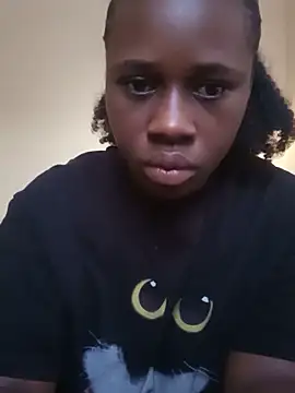 Snapshot of Sassy_boobs21 chatting on 06/09/26, 04:35 Sassy boobs21 online show from 06/09/26, 04:35