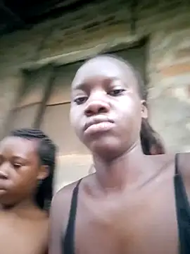 Black juicy24 online show from 02/03/26, 04:43