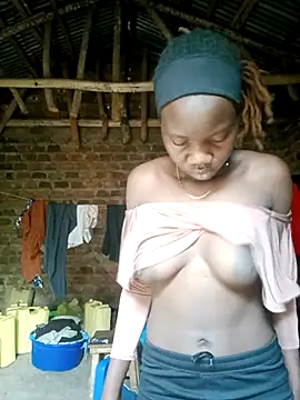 Black juicy24 online show from 12/03/25, 04:35