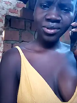 Snapshot of Black_juicy24 chatting on 10/13/25, 04:25 Black juicy24 online show from 10/13/25, 04:25