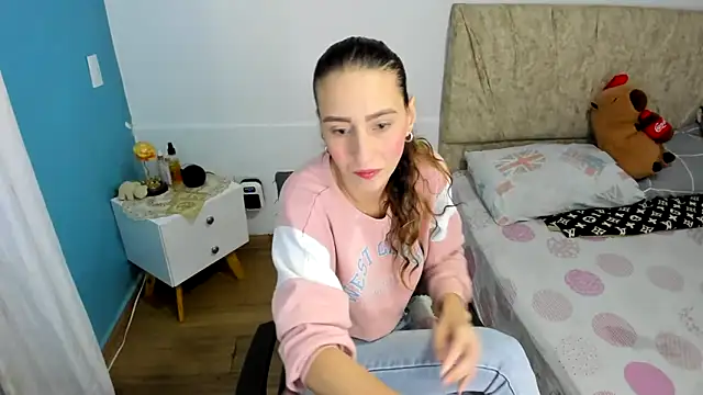 RachelJones  online show from 04/11/26, 05:04