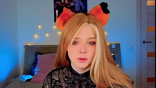  yourFoxy  online show from 01/17/26, 03:48