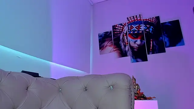 Isabella Flowers online show from 11/09/25, 09:08