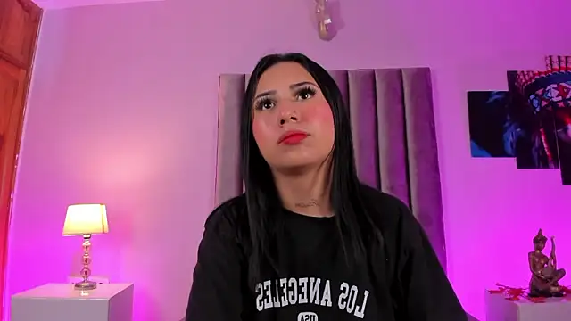 Isabella Flowers online show from 03/12/26, 05:13