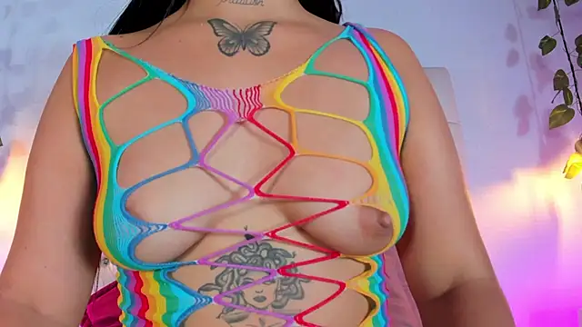 Isabella Flowers online show from 11/27/25, 10:54