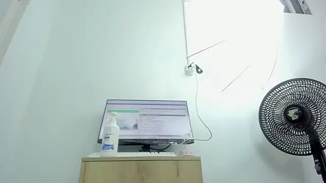 Dalia 20 online show from 11/16/25, 12:15