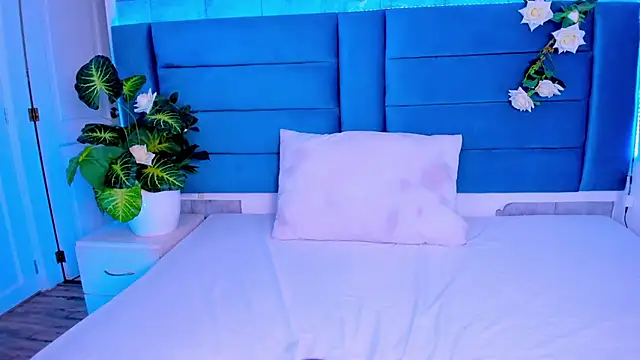 Snapshot of DakottaHill chatting on 02/20/25, 02:57 DakottaHill online show from 02/20/25, 02:57