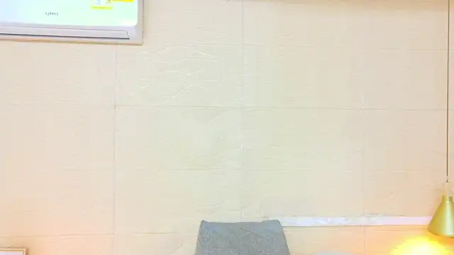 Chocolatte bar online show from 11/10/25, 01:38