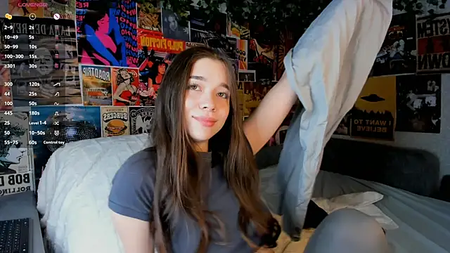 Butterflys1268 online show from 03/13/25, 09:37