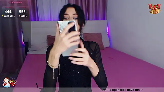 Snapshot of Hennessy_XO chatting on 01/10/26, 07:20 Hennessy XO online show from 01/10/26, 07:20