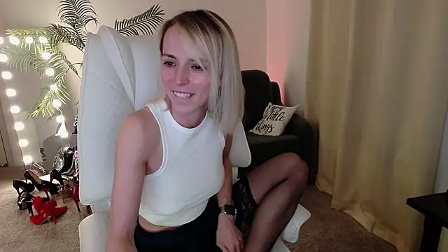 YourMarthaMayer online show from 03/15/25, 03:27