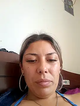 Snapshot of Sweel_Leyva18 chatting on 12/04/24, 04:54 Sweel Leyva18 online show from 12/04/24, 04:54