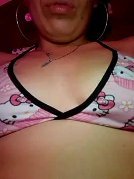 Snapshot of Sweel_Leyva18 chatting on 03/14/25, 04:32 Sweel Leyva18 online show from 03/14/25, 04:32