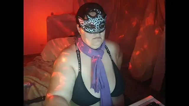 Snapshot of passionduo4 chatting on 03/17/25, 09:02 passionduo4 online show from 03/17/25, 09:02