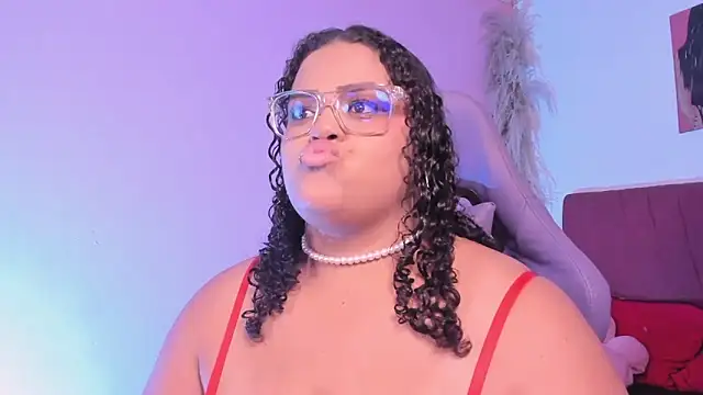 juli 2tyes online show from 02/03/26, 06:40