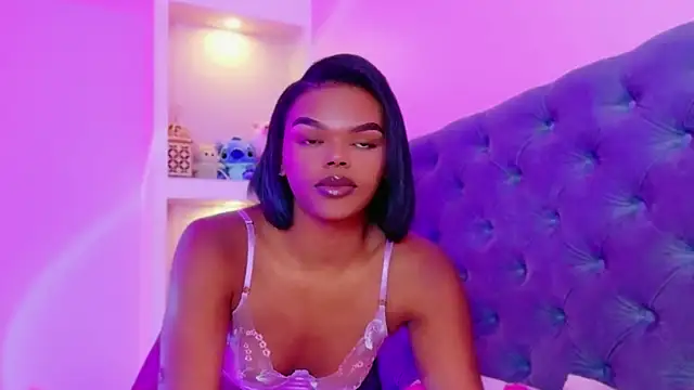 CamiEstrada online show from 10/21/25, 02:22