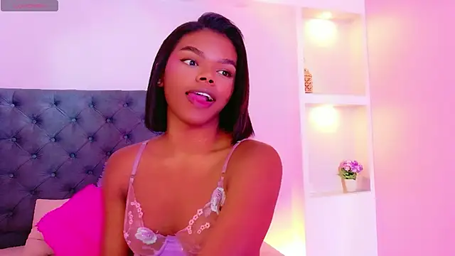 CamiEstrada online show from 01/15/26, 12:25