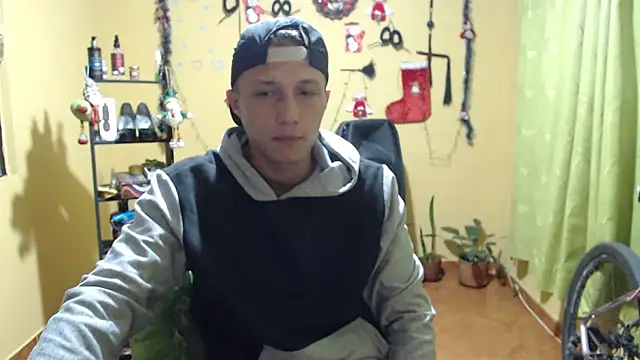 smith lechosoxxx online show from 12/04/25, 02:32