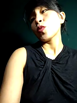 Snapshot of Giviper1 chatting on 09/11/25, 03:06 Giviper1 online show from 09/11/25, 03:06