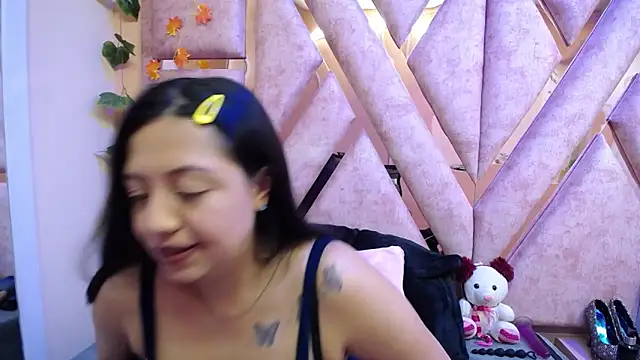 Snapshot of slut_anal_ chatting on 02/11/26, 08:31 slut anal online show from 02/11/26, 08:31