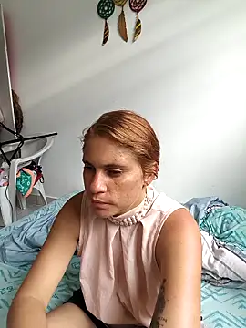 Scarlett-Leh online show from 12/14/25, 07:52