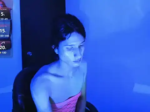 Snapshot of Safiro_Queen chatting on 02/22/25, 01:11 Safiro Queen online show from 02/22/25, 01:11