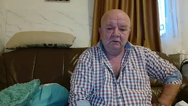 fullballs6 online show from 03/03/26, 04:41