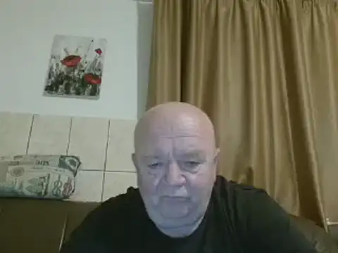 Snapshot of fullballs6 chatting on 01/22/25, 02:37 fullballs6 online show from 01/22/25, 02:37