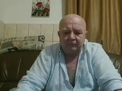 Snapshot of fullballs6 chatting on 01/15/25, 03:11 fullballs6 online show from 01/15/25, 03:11