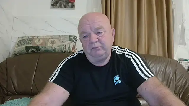 fullballs6 online show from 11/10/25, 03:44