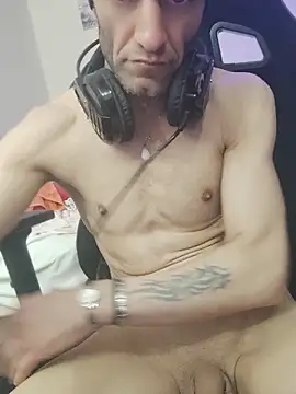 Aktorihannxh online show from 04/11/26, 12:07