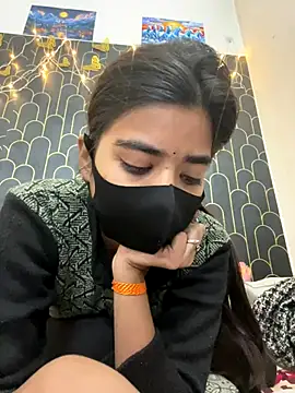 ks536191 online show from 12/14/25, 04:29