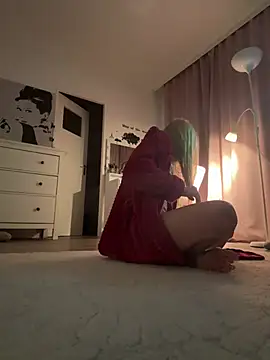 Naylee   online show from 07/19/26, 07:54