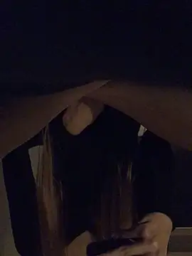 Naylee   online show from 05/09/26, 06:33