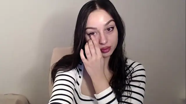 courtneyPerfect online show from 02/10/26, 03:33