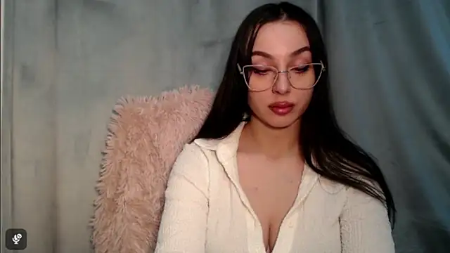 courtneyPerfect online show from 02/05/26, 03:19