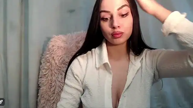 courtneyPerfect online show from 02/04/26, 03:07