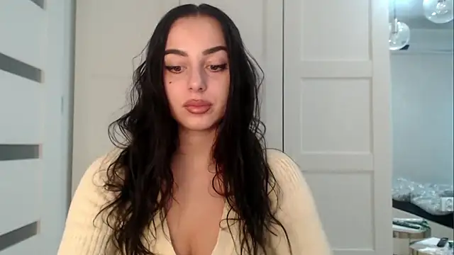 courtneyPerfect online show from 01/06/26, 08:18