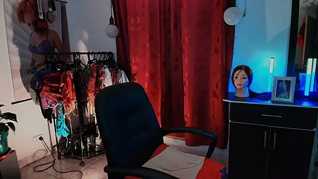 TinnaDawsom online show from 01/14/26, 10:35