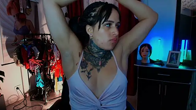 TinnaDawsom online show from 01/07/26, 11:32