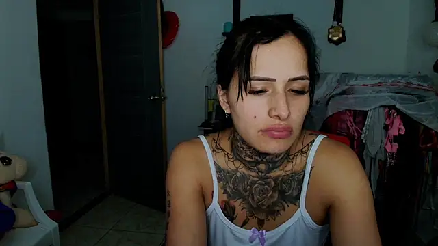 TinnaDawsom online show from 07/07/26, 02:58