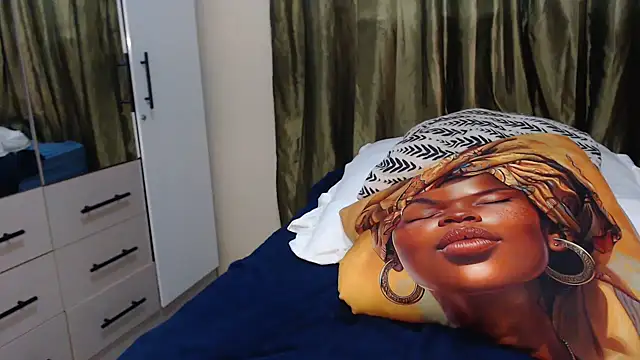 Foxybrownxx1 online show from 11/21/25, 08:30