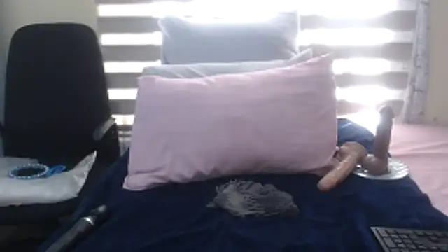 Foxybrownxx1 online show from 06/16/26, 07:08