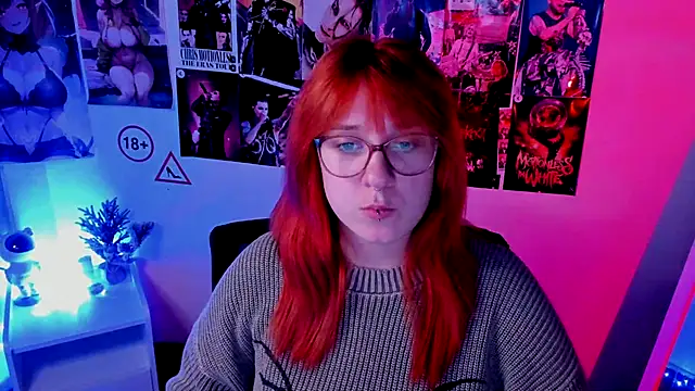 Snapshot of Rudy_02 chatting on 10/15/25, 12:13 Rudy 02 online show from 10/15/25, 12:13