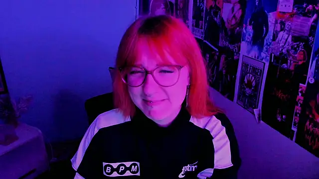 Snapshot of Rudy_02 chatting on 09/20/25, 05:18 Rudy 02 online show from 09/20/25, 05:18